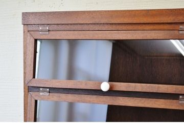 アンティーク家具　古材で作った縦型パタパタ収納棚(下駄箱)