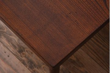 アンティーク家具　シンプルデザイン　天板欅材一枚板!おしゃれなサイドテーブル(カフェテーブル)