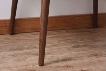 アンティーク家具　シンプルデザイン　天板欅材一枚板!おしゃれなサイドテーブル(カフェテーブル)