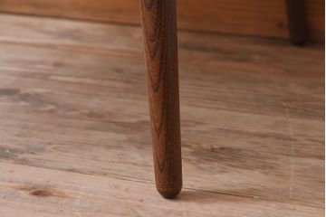 アンティーク家具　シンプルデザイン　天板欅材一枚板!おしゃれなサイドテーブル(カフェテーブル)