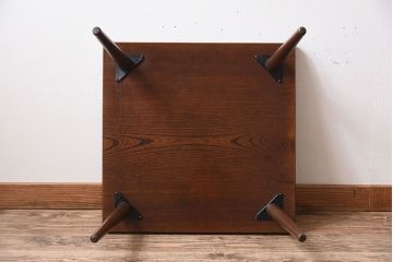 アンティーク家具　シンプルデザイン　天板欅材一枚板!おしゃれなサイドテーブル(カフェテーブル)