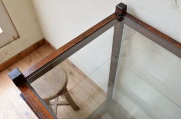 アンティーク家具　魅せる収納にぴったりなアンティークガラスケース (ショーケース、飾り棚)