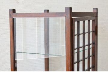 アンティーク家具　魅せる収納にぴったりなアンティークガラスケース (ショーケース、飾り棚)