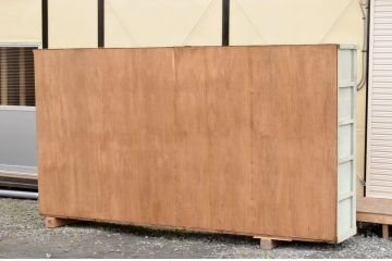 アンティーク家具　超特大幅3.5m　ペンキのはげた特注の大型収納棚(飾り棚、陳列棚、ガラスケース、ショーケース)