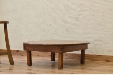 アンティーク家具　丸型アンティークテーブル