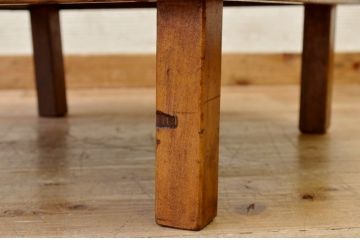 アンティーク家具　丸型アンティークテーブル