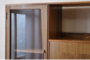 レトロ家具　レトロなデザインのアンティーク本箱(ブックケース)