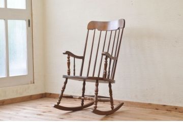★中古　ブナ材ロッキングチェア1