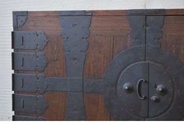 アンティーク家具　明治時代　観音開き二段重ね時代箪笥