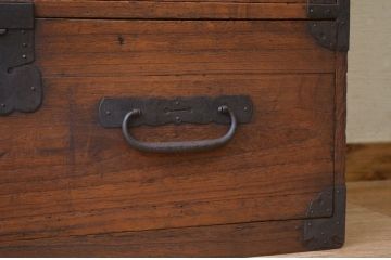 アンティーク家具　明治時代　観音開き二段重ね時代箪笥