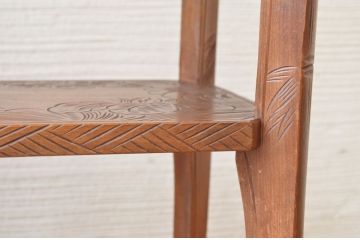 アンティーク家具　高級品!古い日光彫りの組み立て式飾り棚