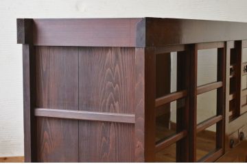 アンティーク家具　古い木の水屋箪笥サイドボード