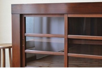 アンティーク家具　古い木の水屋箪笥サイドボード
