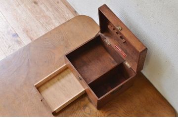 アンティーク雑貨　珍品!古いナラ材のアンティーク救急箱(収納箱)