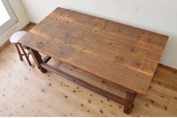 アンティーク家具　素敵な雰囲気!古い工場の小振りな作業台(テーブル)