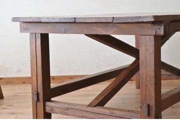 アンティーク家具　素敵な雰囲気!古い工場の小振りな作業台(テーブル)