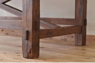 アンティーク家具　素敵な雰囲気!古い工場の小振りな作業台(テーブル)