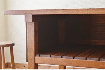 アンティーク家具　重厚!天板ナラ材の骨太作業台1(カウンターテーブル)