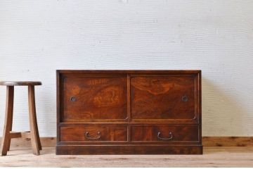 アンティーク家具　古い栗材と欅材の上質なローボード(収納棚)