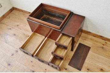 アンティーク雑貨　古い欅材の玉杢長火鉢