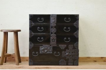 アンティーク家具　古民具　骨董　漆の綺麗な庄内小箪笥