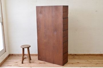 アンティーク家具　使い込まれたアンティークマス目棚2(飾り棚、陳列棚、下駄箱)