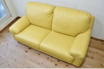 中古　コスガ(KOSUGA)製　本革2Pソファ