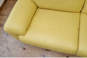 中古　コスガ(KOSUGA)製　本革2Pソファ