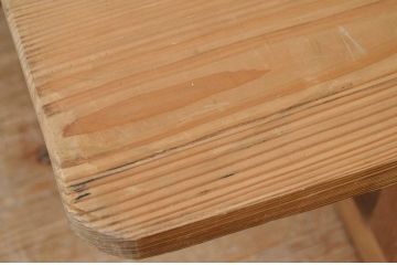 アンティーク家具　古い木味のアンティークテーブル(作業台・机・裁ち板)