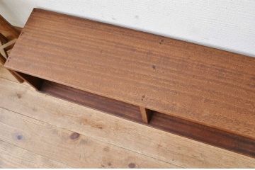 アンティーク家具　古い木の横長ローボード