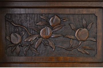 アンティーク家具　豪華　明治時代の洋館で使われていた彫刻総栗材国産特大キャビネット