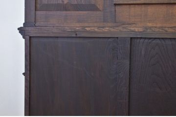 アンティーク家具　豪華　明治時代の洋館で使われていた彫刻総栗材国産特大キャビネット