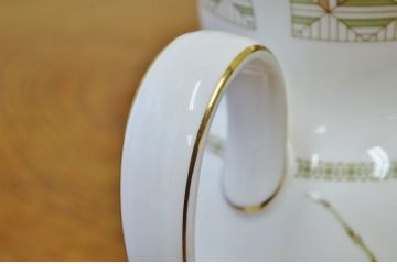 アンティーク雑貨　○ロイヤルドルトンホワイトナイルティーポット