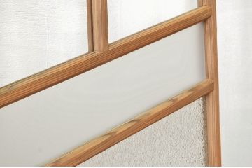 アンティーク　ダイヤガラス入り!古い木味の引き戸2枚セット(窓)