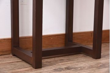 アンティーク家具　和製アンティーク　シンプルな古い木製サイドテーブル