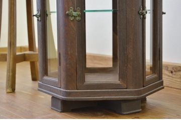 アンティーク家具　古いナラ材の六角回転ガラスケース(2)
