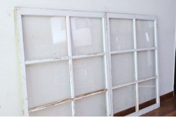 レトロ　古い学校のペンキの剥げた引き戸2枚セット1 (窓)