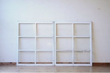 レトロ　古い学校のペンキの剥げた引き戸2枚セット5(窓)