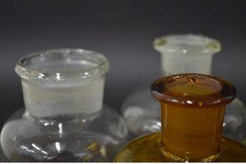 アンティーク雑貨　古い薬瓶(ガラス瓶)23本セット