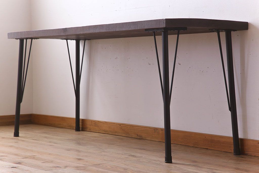 アンティーク家具　アンティーク 鉄脚と古い木の大きな作業台(テーブル・アイアン)