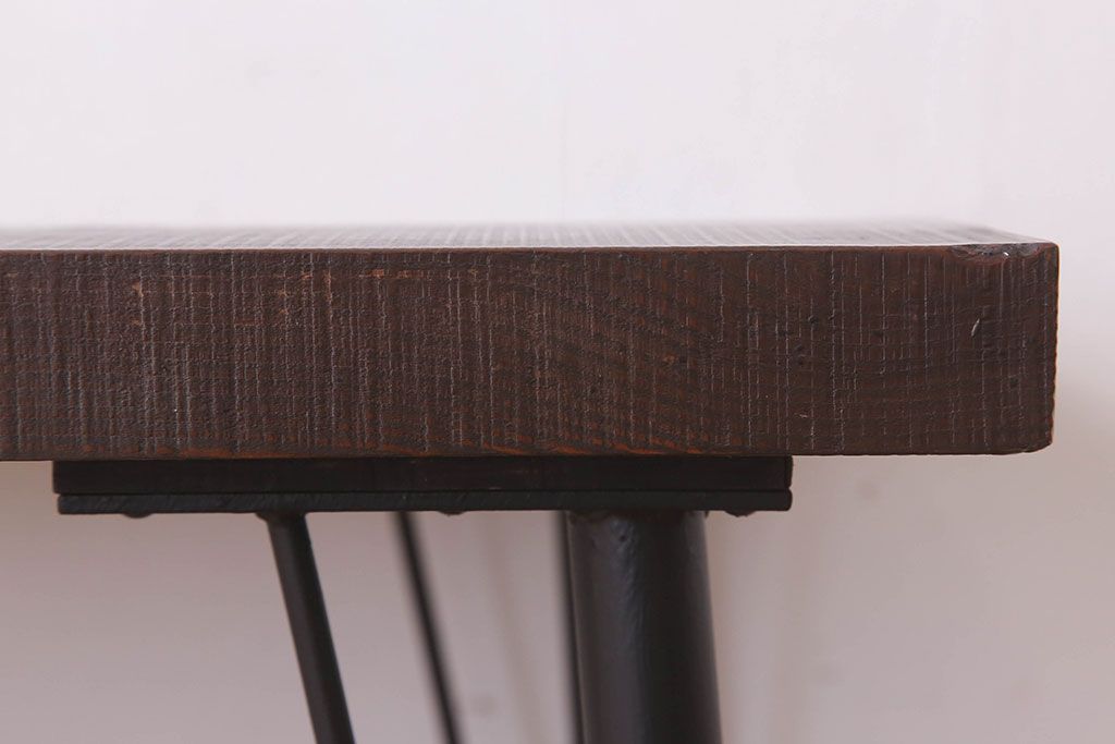 アンティーク家具　アンティーク 鉄脚と古い木の大きな作業台(テーブル・アイアン)