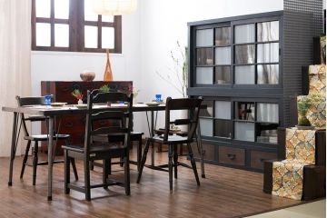 アンティーク家具　古民具・骨董　古いお屋敷の門扉で作ったアンティークダイニングテーブル