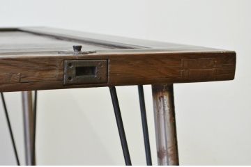 アンティーク家具　古民具・骨董　古いお屋敷の門扉で作ったアンティークダイニングテーブル