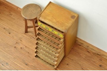 レトロ家具　昭和レトロ　素敵なアンティーク糸ケース(小引き出し)