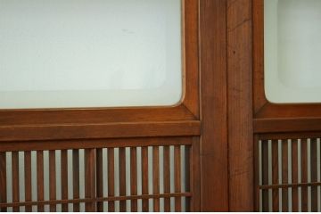 ★古民具 骨董 腰板欅の上質な格子戸(裏障子付き)3枚セット(引き戸)