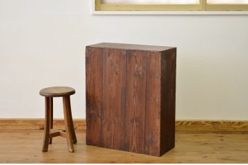アンティーク家具　アンティーク 古い木のパタパタ下駄箱