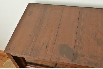 アンティーク家具　アンティーク 古い木のシンプルな収納棚(食器棚)