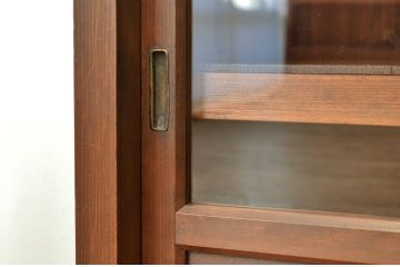 アンティーク家具　アンティーク 古い木のシンプルな収納棚(食器棚)