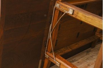 アンティーク　総ナラ材の重厚なバタフライテーブル(作業台・ダイニングテーブル)