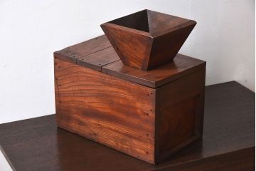 アンティーク雑貨　欅製　古い枡付銭箱